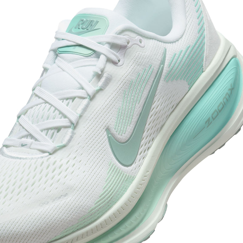 Women's Vomero 18 (106 - White/Cannon-Bleached Turq-Mint Foam)