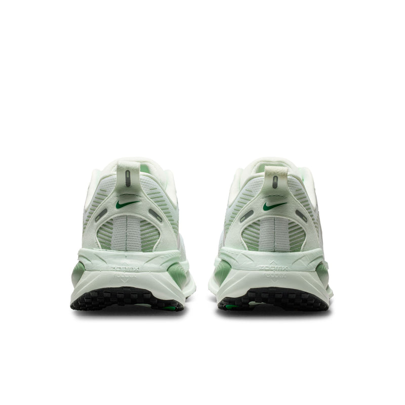 Women's Vomero 18 (300 - Barely Green/Metallic Silver-Stream)