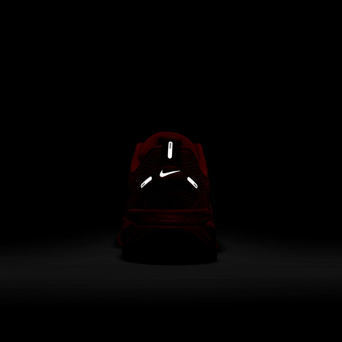 Women's Vomero 18 (603 - Bright Crimson/Metallic Silver)