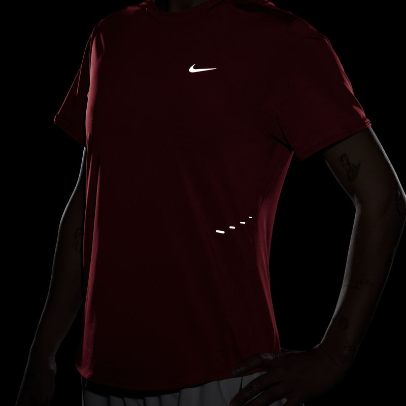 Women's Swift Dri-FIT Short-Sleeve Running Top (696 - LT Crimson/Reflective Silver)