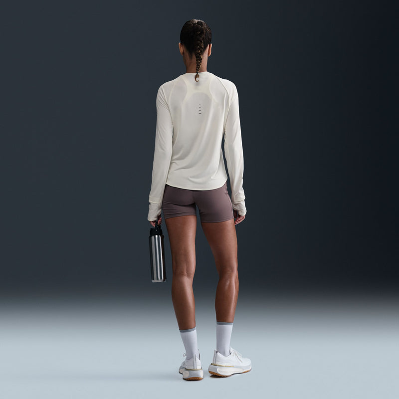 Women's Swift Dri-FIT UV Long Sleeve (133 - Sail/Reflective Silver)