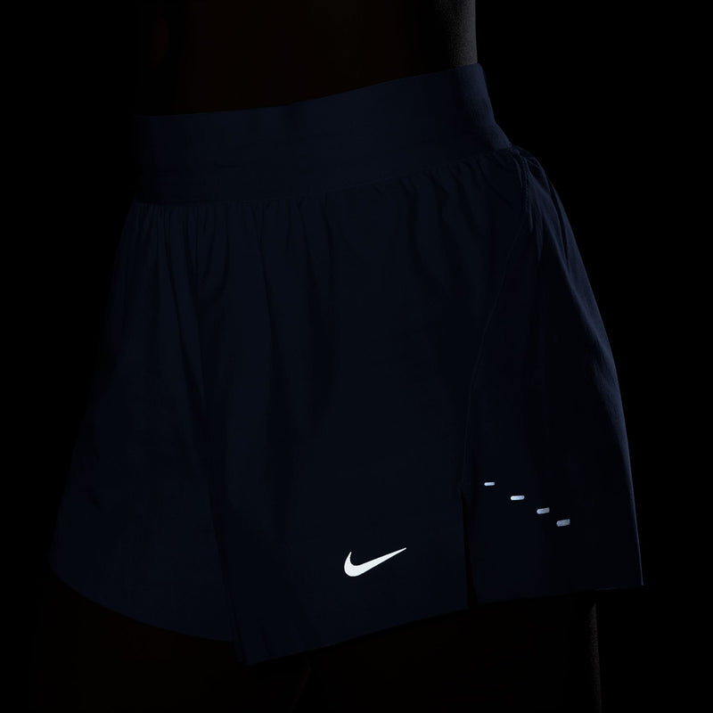 Women's Swift Dri-FIT Mid-Rise 2.5" Brief-Lined Running Shorts (468 - Aluminum/Reflective Silver)