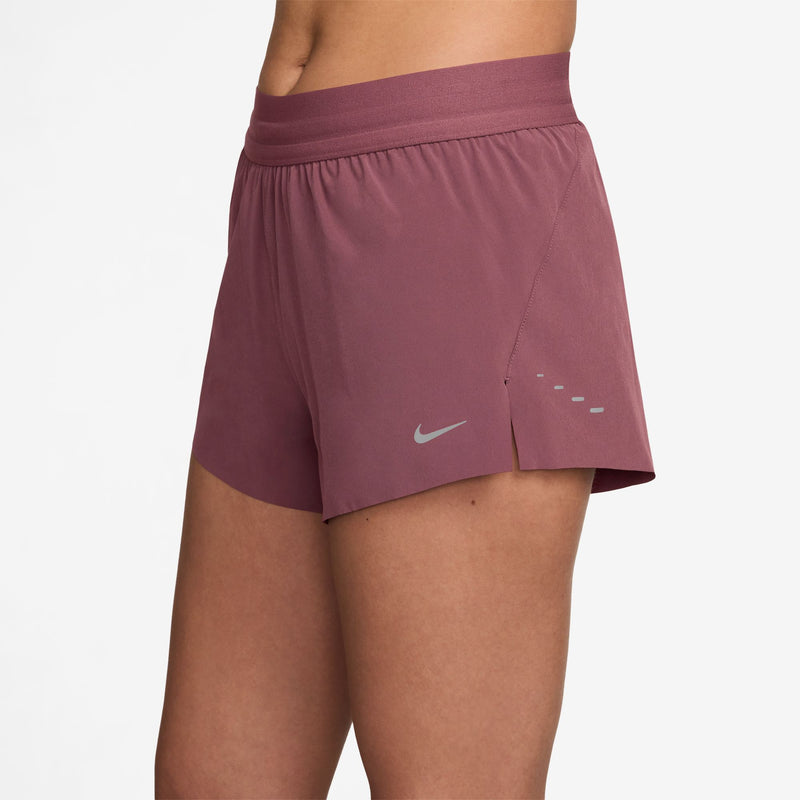 Women's Swift Dri-FIT Mid-Rise 2.5" Brief-Lined Running Shorts (654 - Pink Smoke/Reflective Silver)