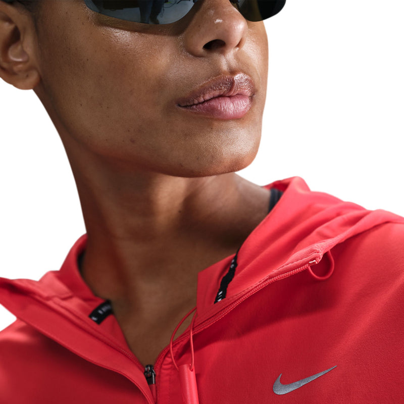 Women's Swift Repel Packable Running Jacket (696 - LT Crimson/Reflective Silver)