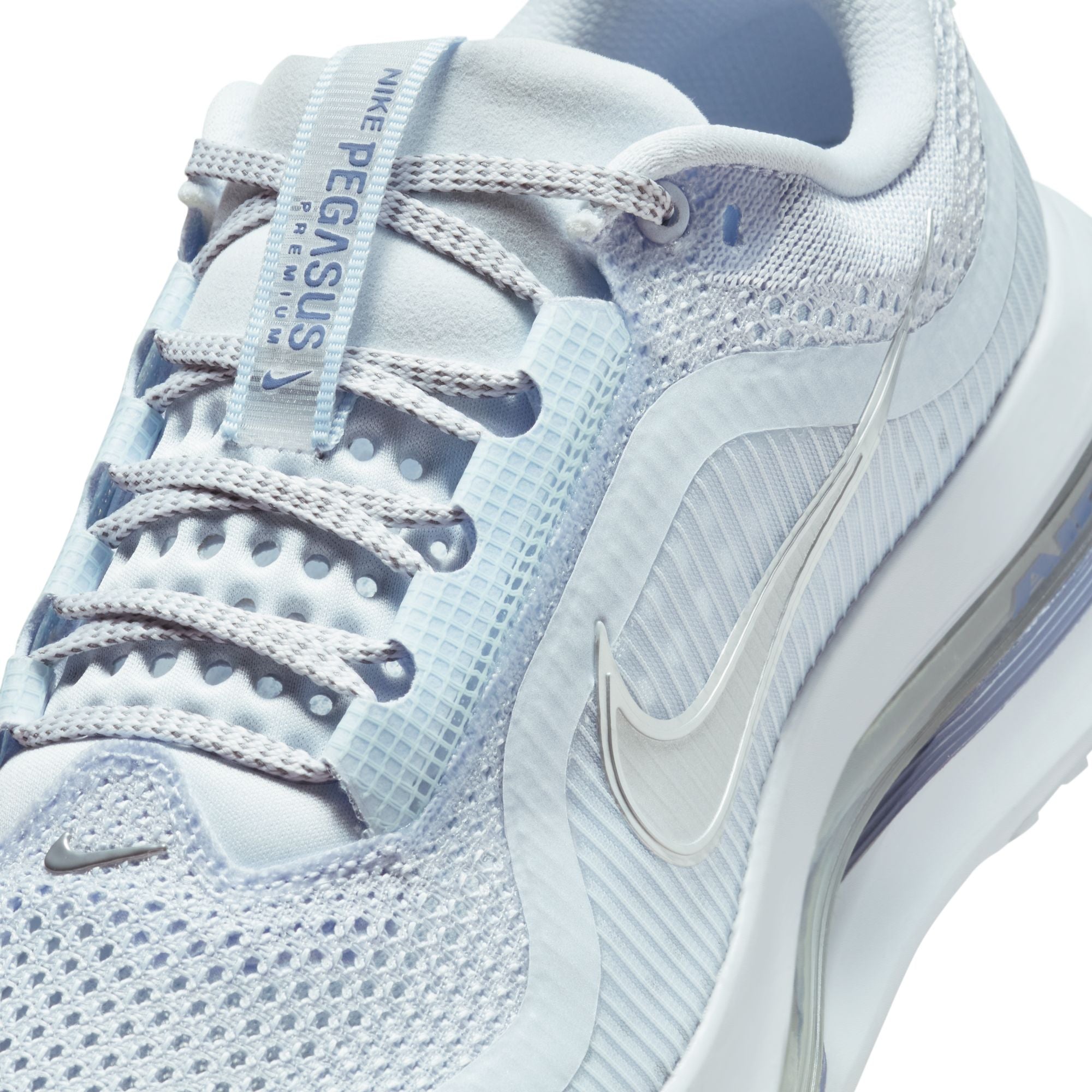 Women's Pegasus Premium (006 - Football Grey/Mtlc Platinum-World