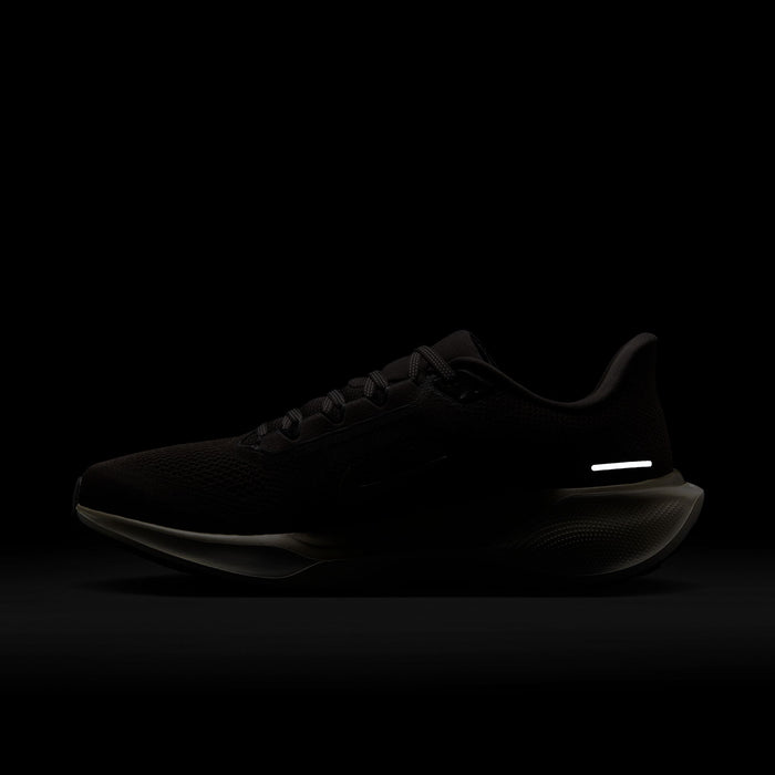 Men's Pegasus 41 "Jakob Ingebrigtsen" (200 -  Medium Ash/Mtlc Gold Grain-Summit White)