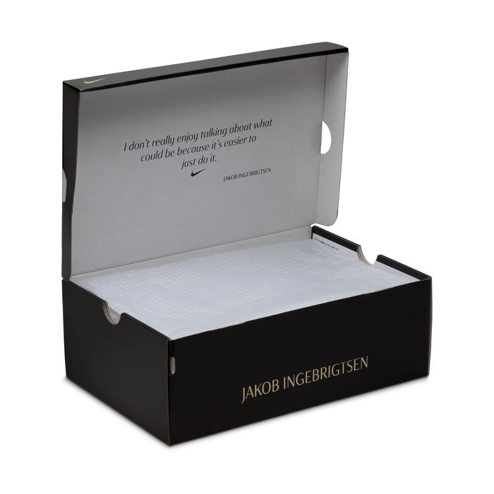 Men's Pegasus 41 "Jakob Ingebrigtsen" (200 -  Medium Ash/Mtlc Gold Grain-Summit White)