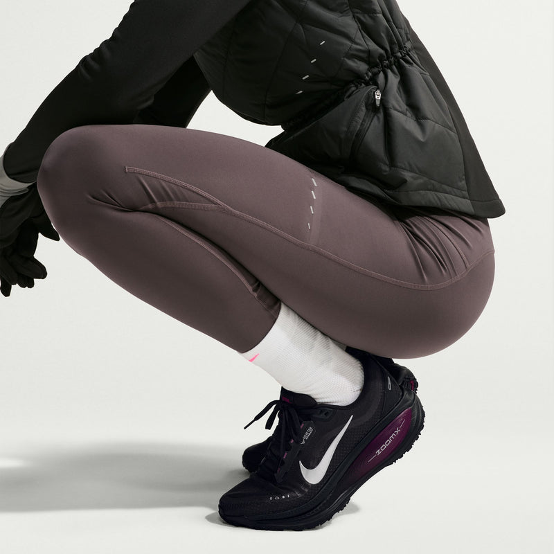 Women's Vomero 18 GORE-TEX (Black/Metallic Silver-True Berry)