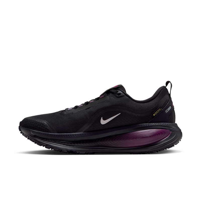 Women's Vomero 18 GORE-TEX (Black/Metallic Silver-True Berry)