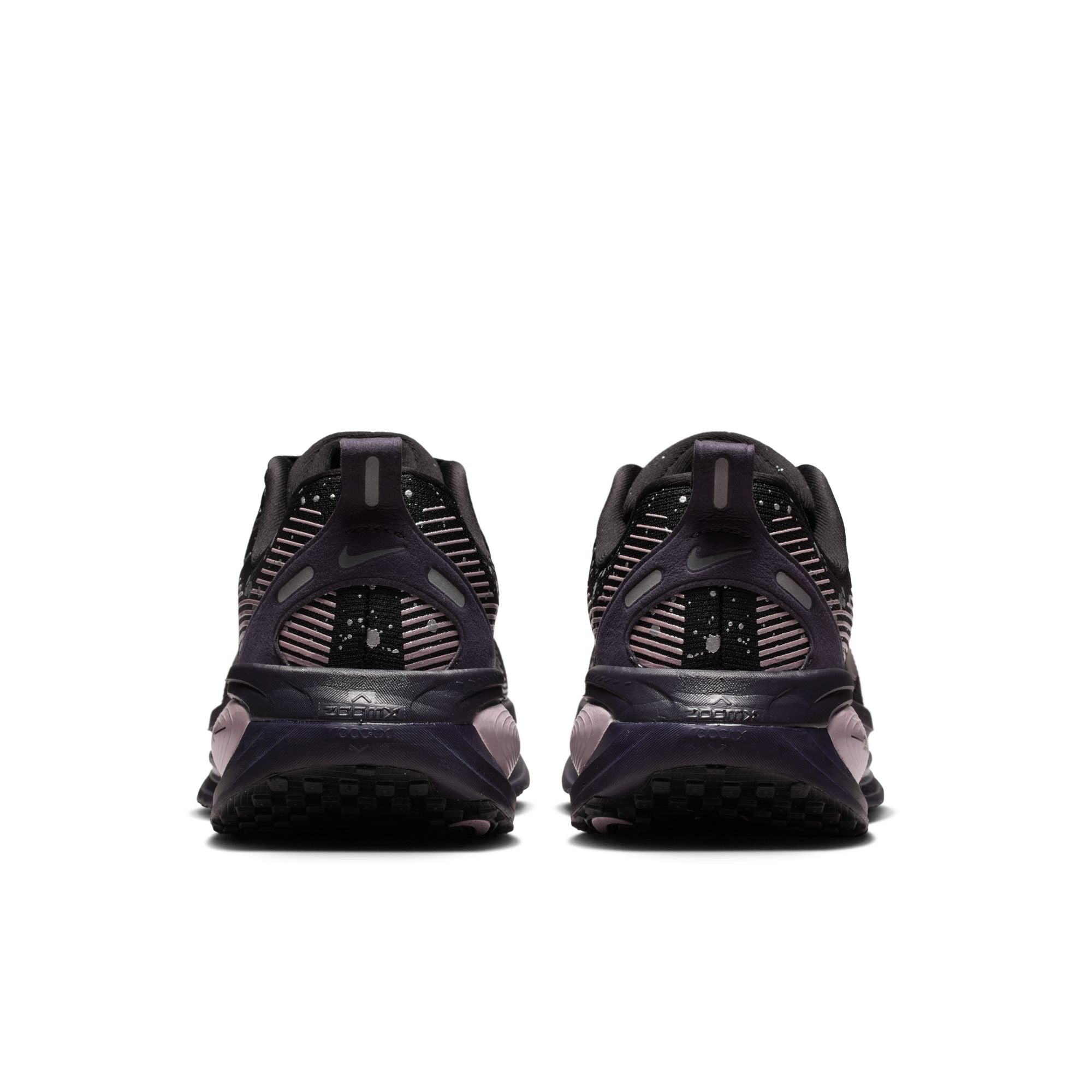 Women's Vomero 18 SE (001 - Black/Metallic Dark Grey-Cave Purple