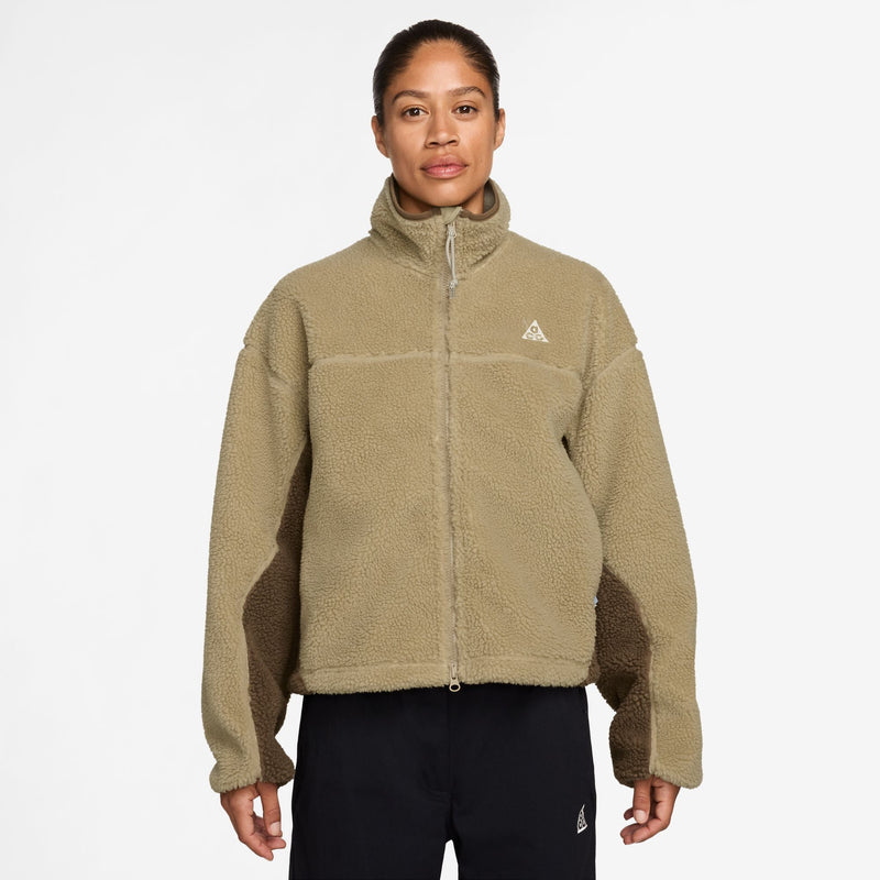 Women's ACG Therma-FIT ADV Windproof Jacket (297 - Parachute Beige/Summit White)