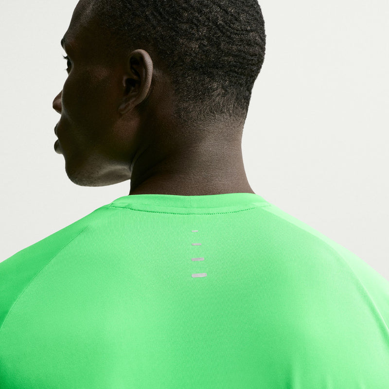 Men's Stride Dri-FIT ADV Short-Sleeve Running Top (329 - Green Spark/Reflective Silver)