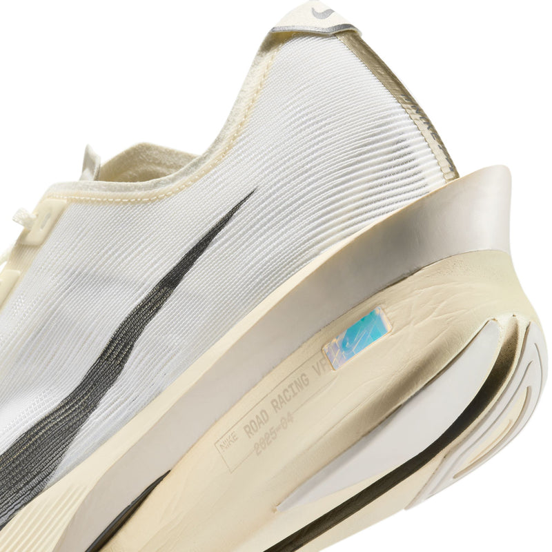 Men’s Vaporfly 4 "Jakob Ingebrigtsen" (100 - Sail/Medium Ash-Metallic Gold Grain-Phantom)