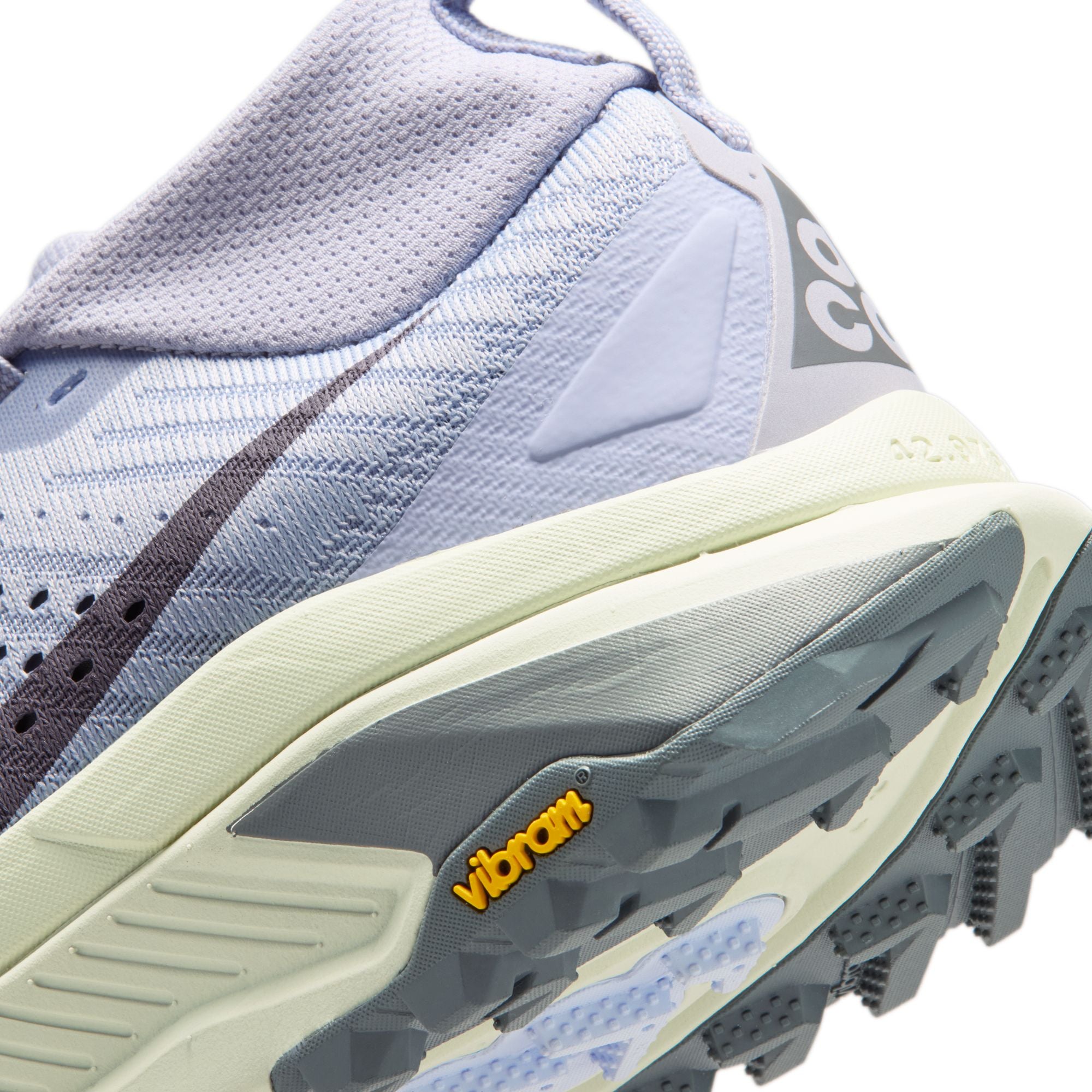 Women's ACG Zegama Trail (003 - Ghost/Cement Grey-Sea Glass-Smoke