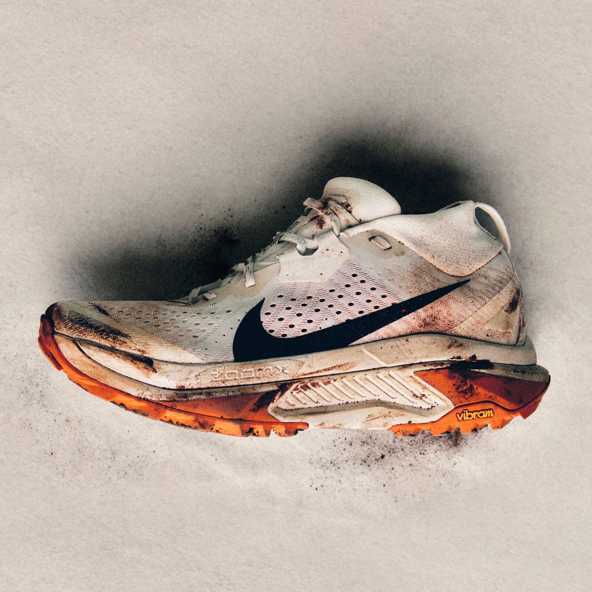Women's ACG Zegama Trail (103 - Summit White/Black-Phantom-Saftey