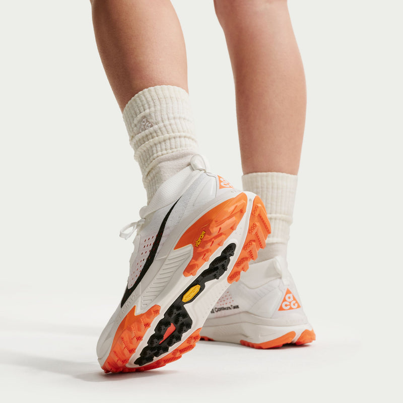 Women’s ACG Zegama (103 - Summit White/Black-Phantom-Saftey Orange)