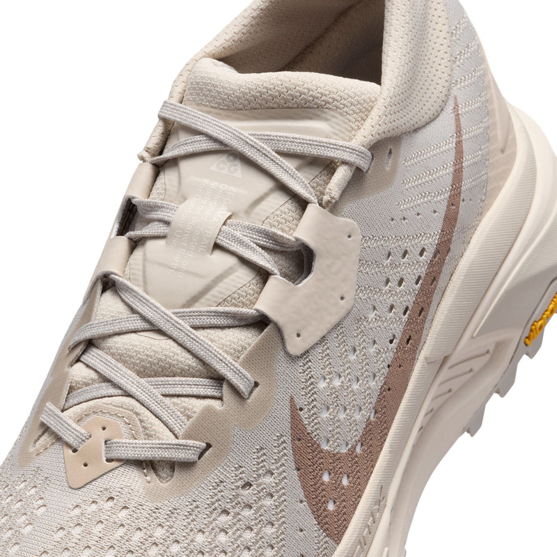 Women’s ACG Zegama (200 - Cream II/Diffused Taupe-Lt Orewood Brn)