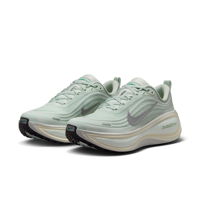 Women's Vomero Plus (004 - Light Silver/Metallic Silver)