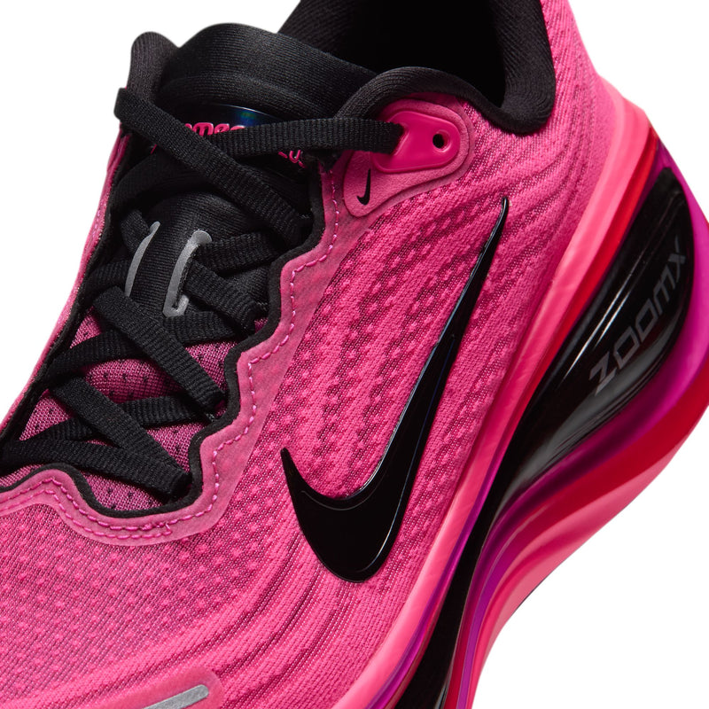 Women's Vomero Plus (Black/Black-Hyper Pink-Fuchsia Blast)
