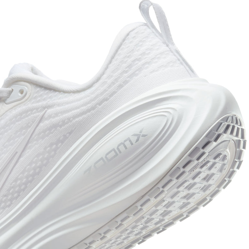 Women's Vomero Plus (102 - White/Summit White-Photon Dust)