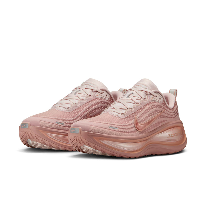 Women's Vomero Plus (601 - Particle Pink/Mtlc Rose Gold-Silt Red)