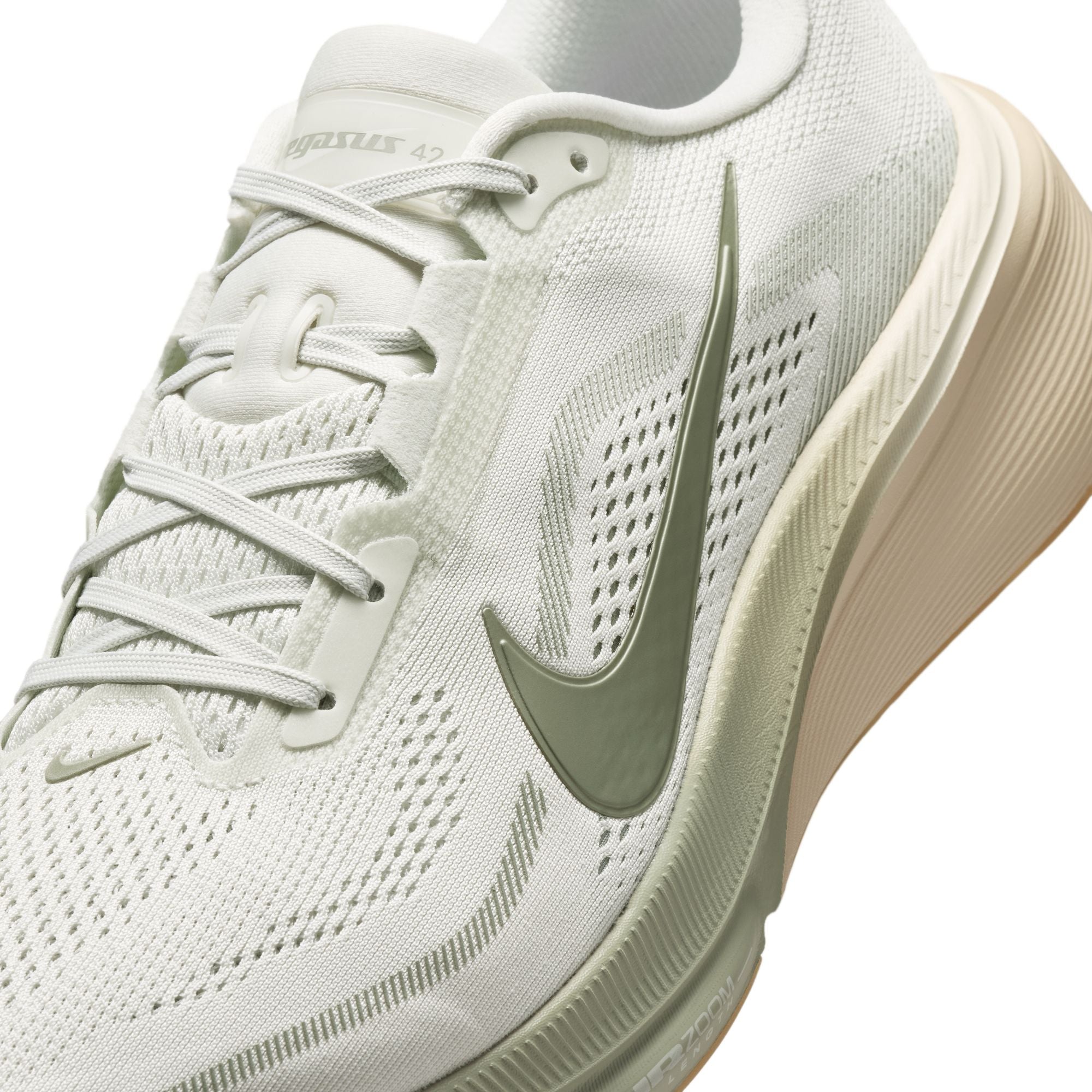 Men's Pegasus 42 (020 - Spruce Aura/Jade Horizon-Pale Ivory) — TC