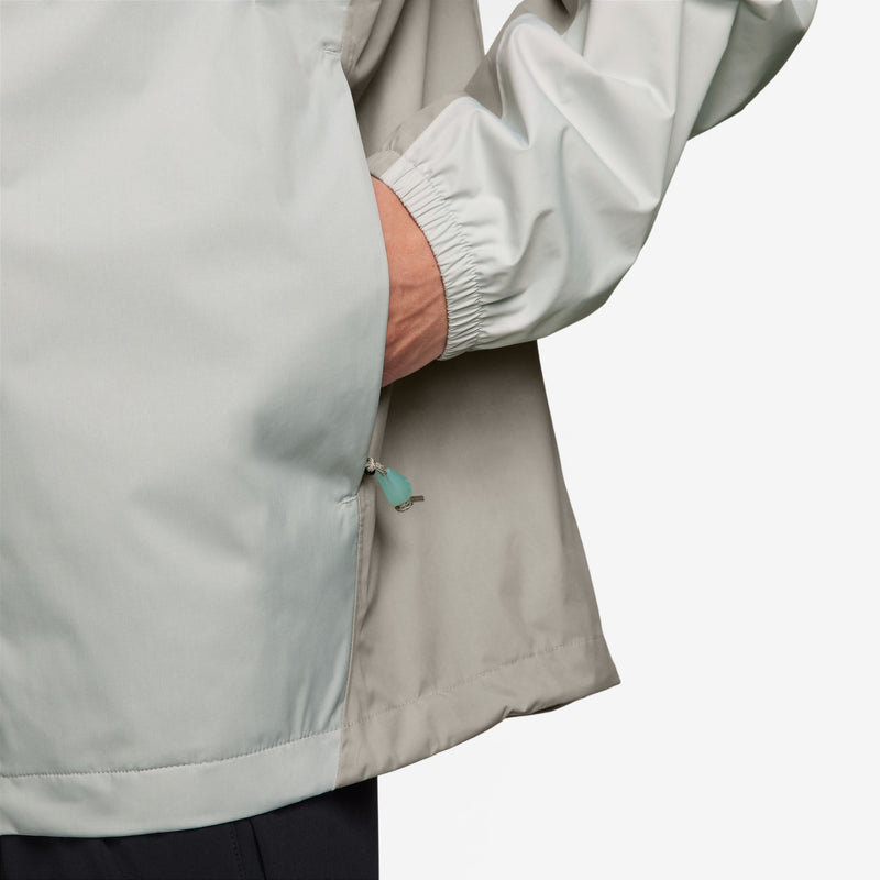 Men's ACG "Phantazma" Storm-FIT ADV Jacket (025 - Photon Dust/Grey Fog/Summit White)