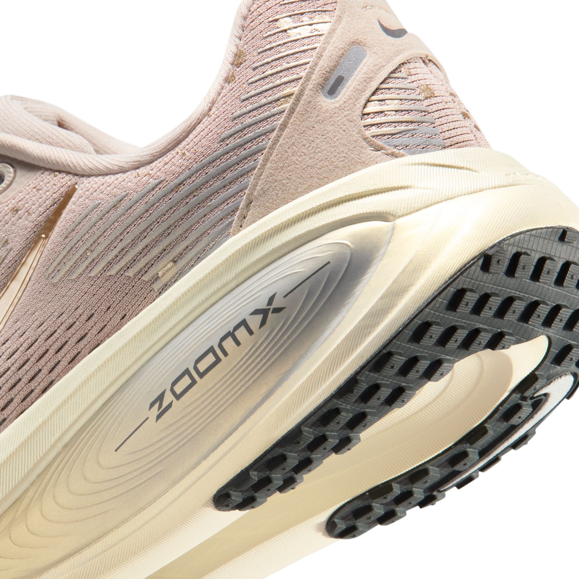Women's Vomero 26 SE (200 - Cream II/Mtlc Gold Grain-Coconut Milk