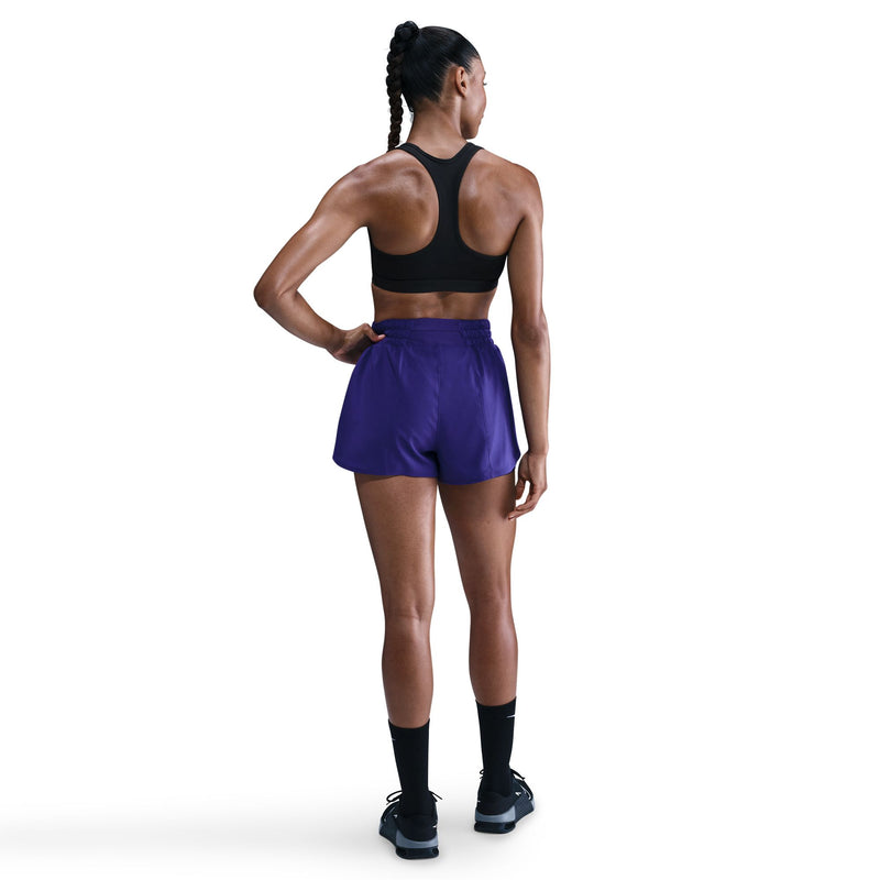 Women’s Swoosh Medium-Support Non-Padded Sports Bra (010 - Black/White)