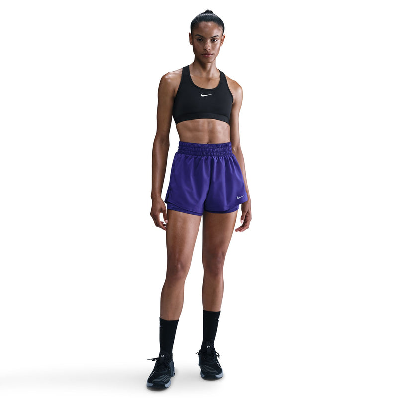 Women’s Swoosh Medium-Support Non-Padded Sports Bra (010 - Black/White)