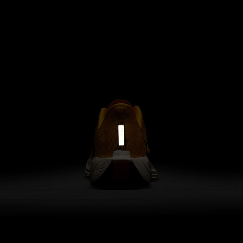 Men’s Pegasus Plus LV8 (700 - University Gold/Black-Laser Orange-Sail)