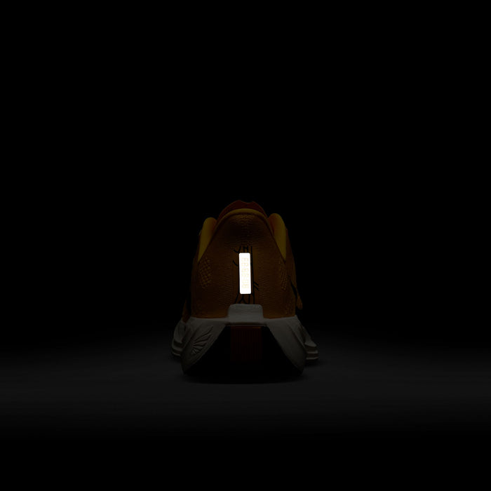 Men’s Pegasus Plus LV8 (700 - University Gold/Black-Laser Orange-Sail)