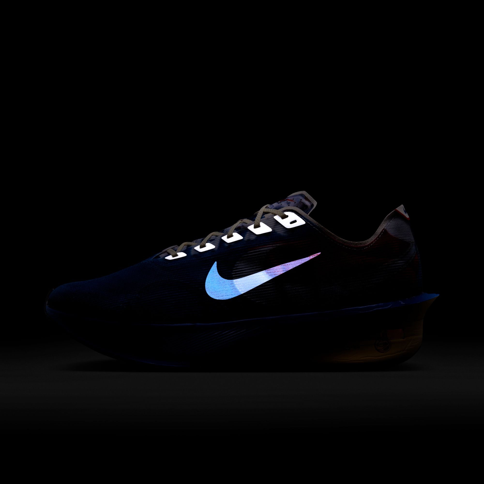 Men's Vaporfly 4 (999 - Multi-Color/Clear-Mountain Blue-Fire Red