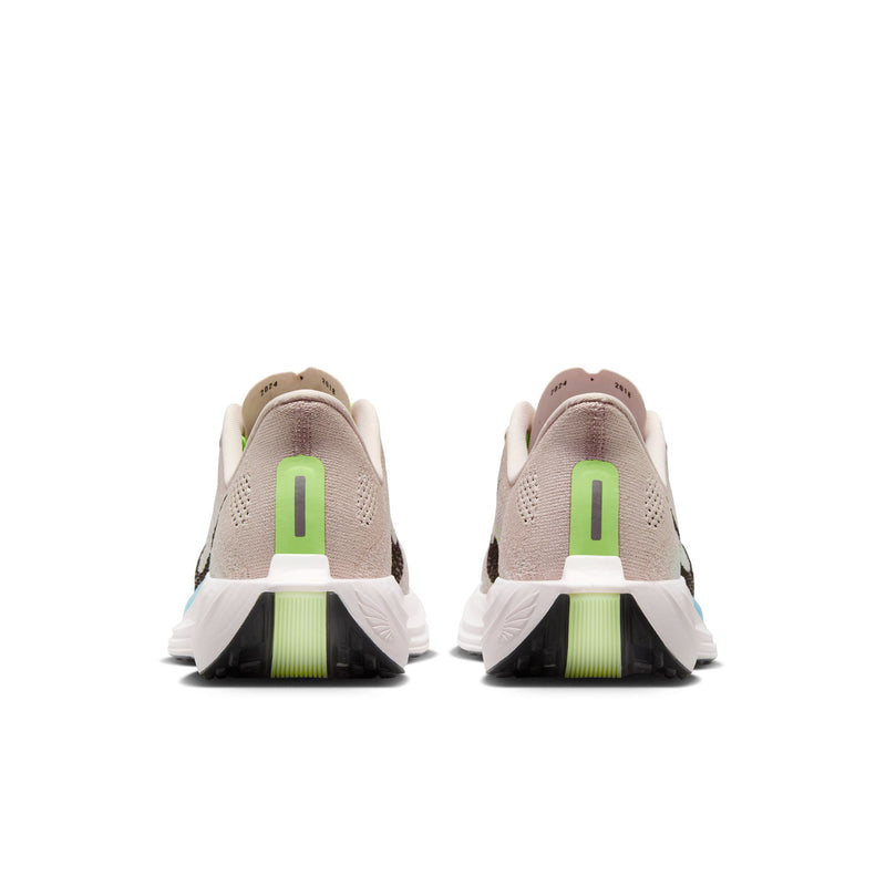 Women’s Pegasus Plus (602 - Silt Red/Black-Barely Volt-Platinum Tint)