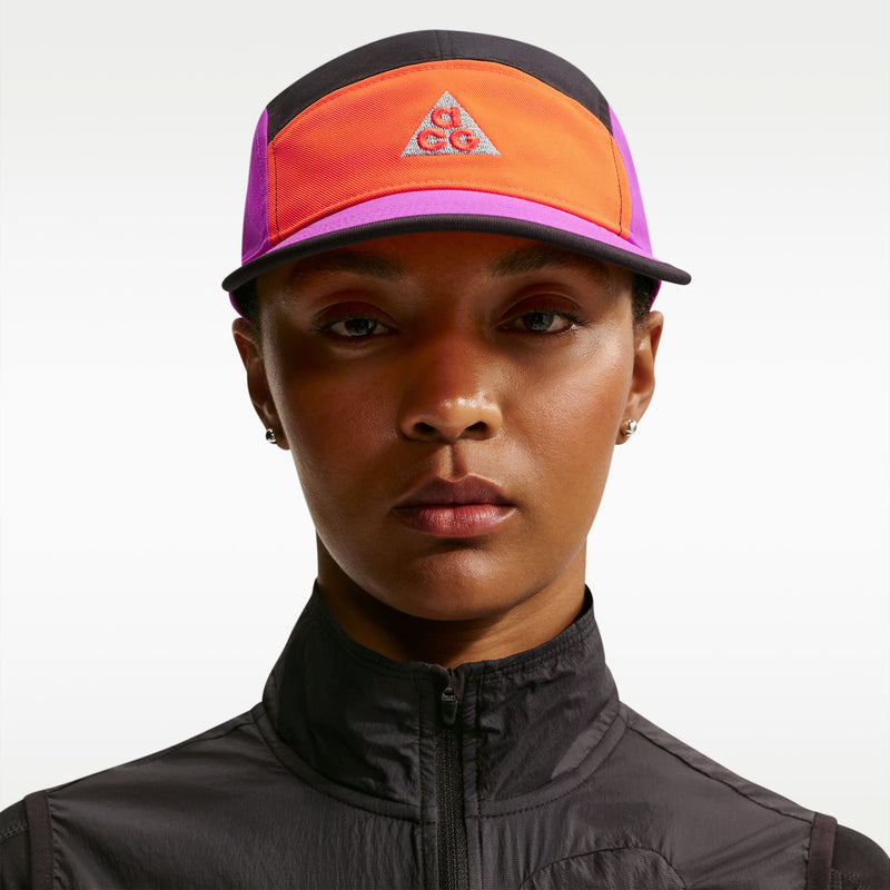 Unisex Nike ACG Fly Unstructured Cap (819 - Saftey Orange/Vivid Purple/Saftey Orange)