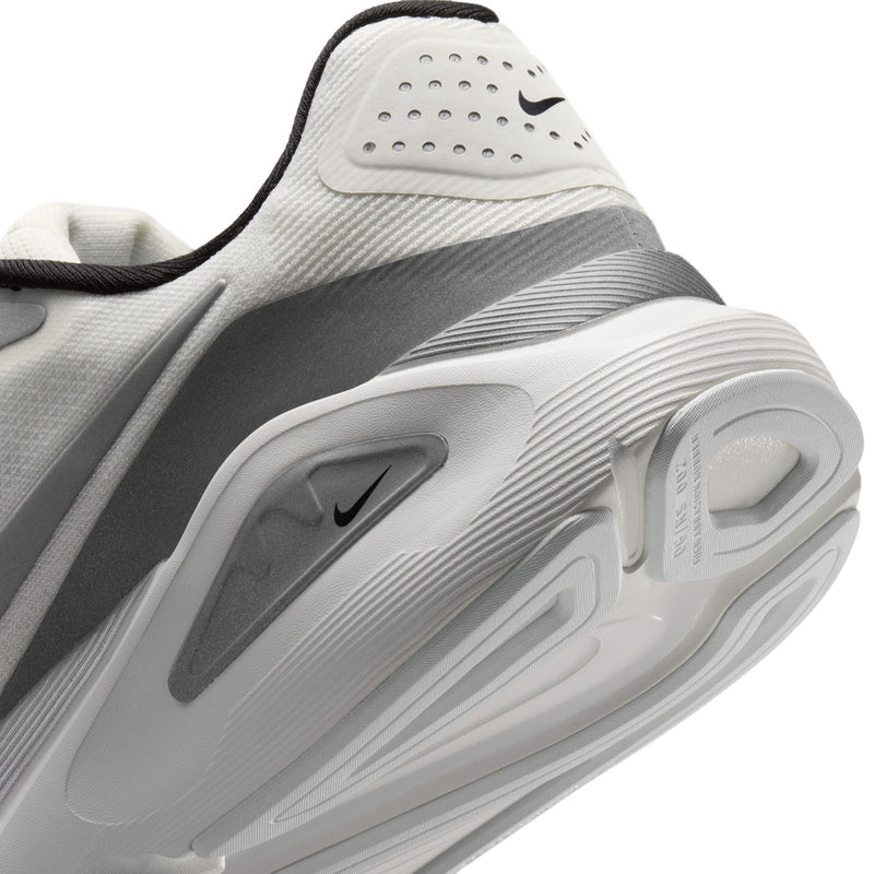 Men’s Structure 26 (100 - Summit White/Metallic Silver-Black-White)