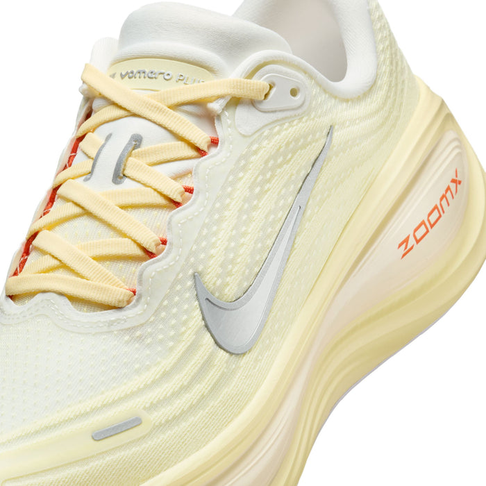 Women's Vomero Plus (100- Summit White/ Metallic Silver)