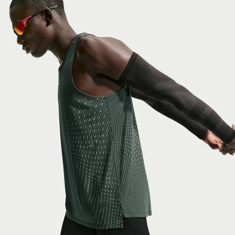 Men's Stride Aero-FIT Running Tank Top (011 - Black/Lt Green Spark/Reflective Silver)
