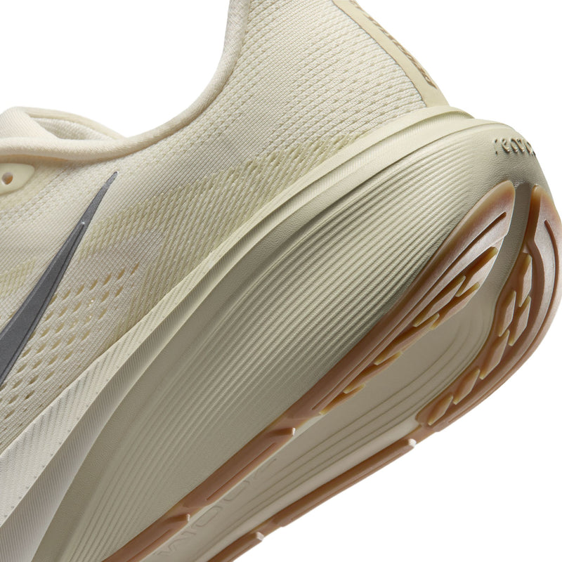 Men's Pegasus 42 (100 - Coconut Milk/Metallic Silver-Lt Khaki)
