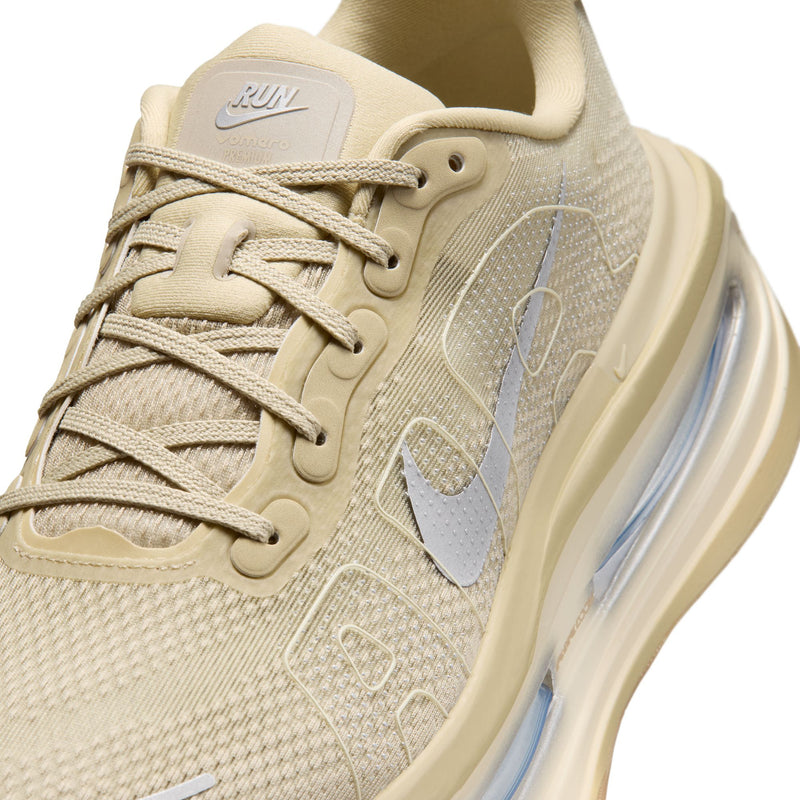 Men's Vomero Premium (200 - Desert Khaki/Reflective Silver-Lt Khaki)
