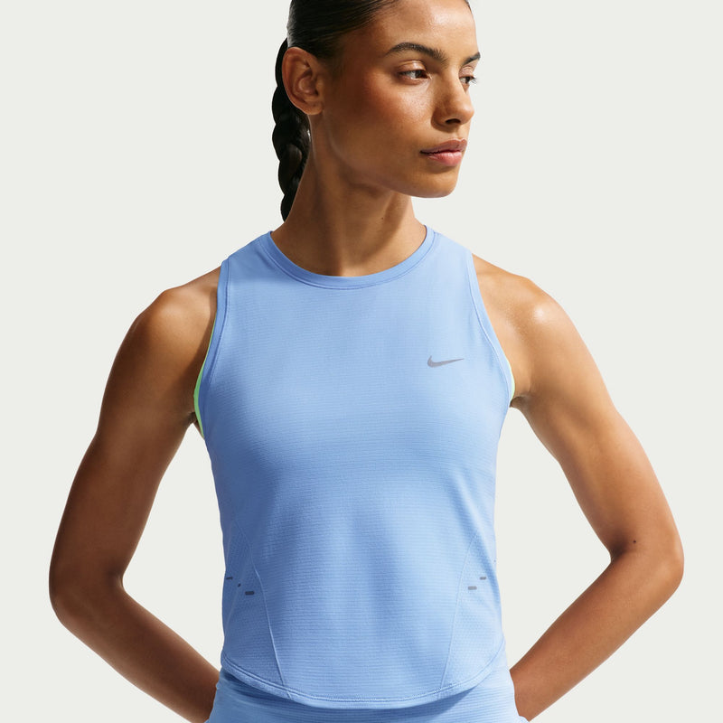 Women's Swift Women's Dri-FIT Seamless Cropped Running Tank Top (468 - Aluminum/Cool Grey/Reflective Silver)