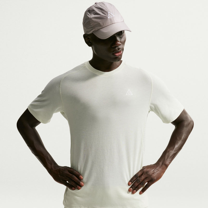 Men's ACG "Solar Chase" Dri-FIT ADV Trail Running Top (020 - Sea Glass/Sea Glass/Summit White)