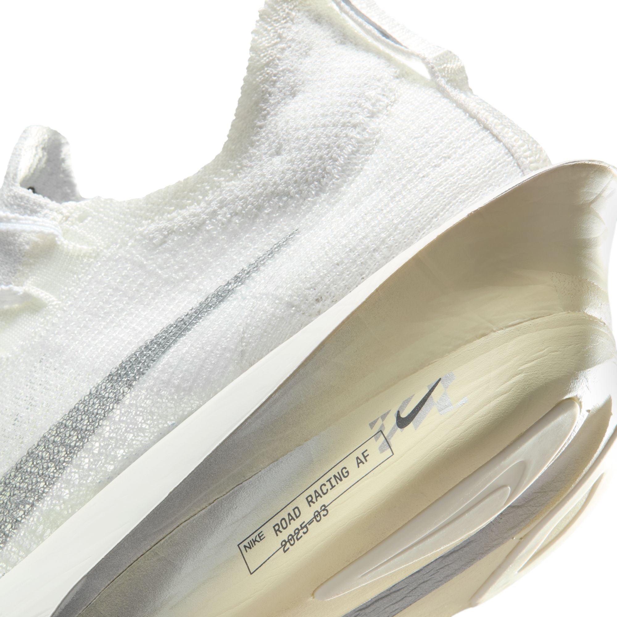 Men's Alphafly 3 (094 - Platinum Tint/Metallic Silver-Grey Fog