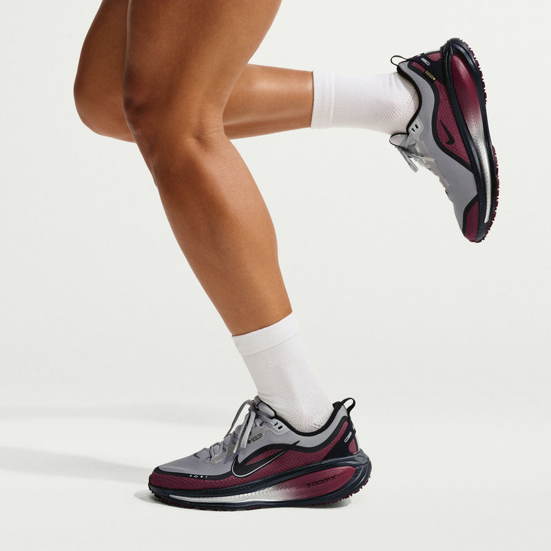 Women's Vomero 18 GORE-TEX (Lt Smoke Grey/Black-Pink Smoke)