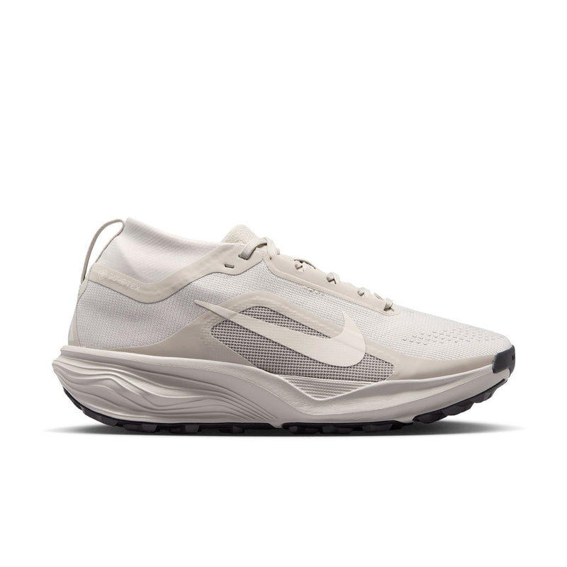 Women’s ACG Pegasus Trail GORE-TEX (200 - Cream II/Lt Orewood Brn)