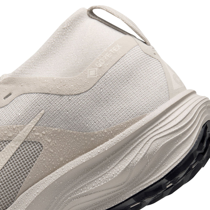 Women’s ACG Pegasus Trail GORE-TEX (200 - Cream II/Lt Orewood Brn)