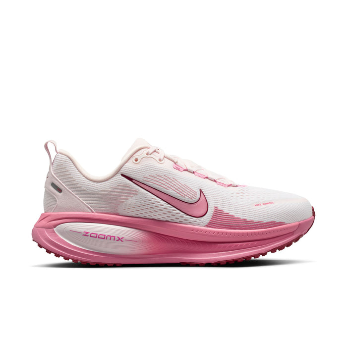 Women's Vomero 18 (100 - White/Peony-Pearl Pink-Team Red) — TC