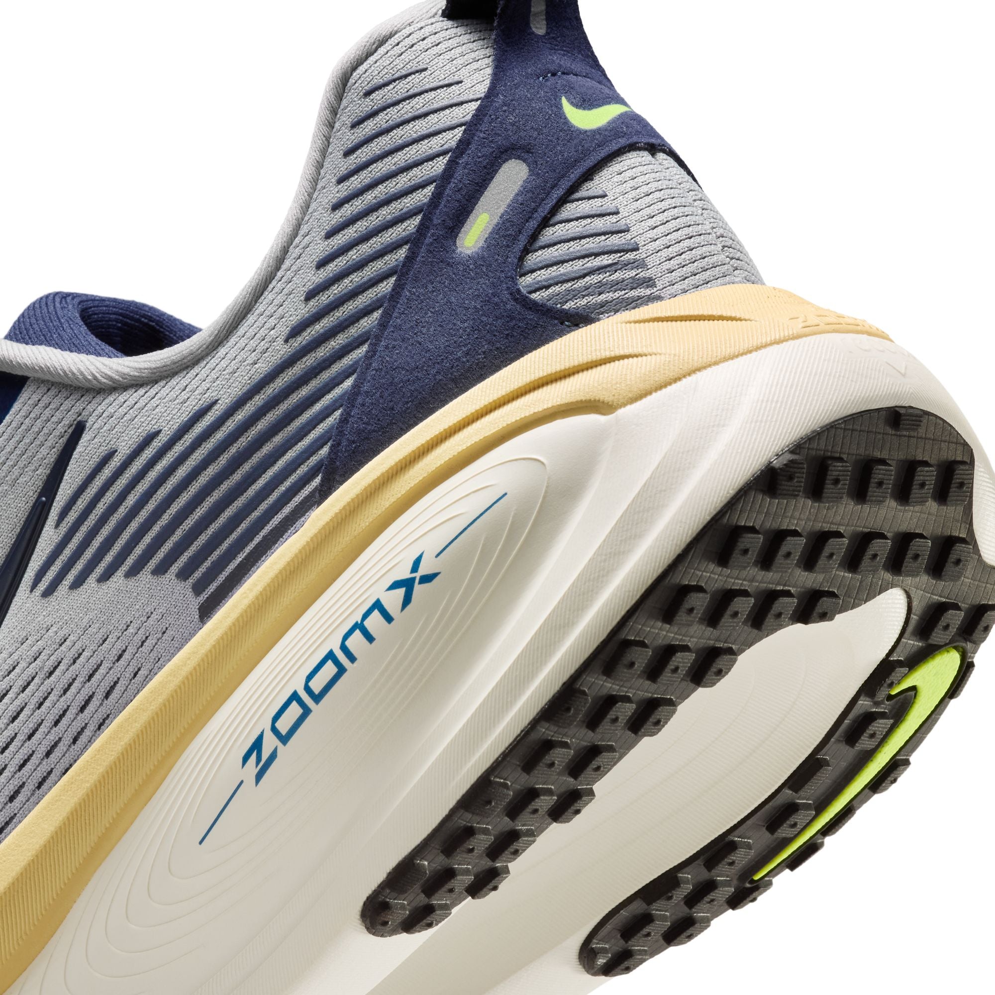 Men's Vomero 18 (012 - Wolf Grey/Midnight Navy-Pewter-Sail) — TC