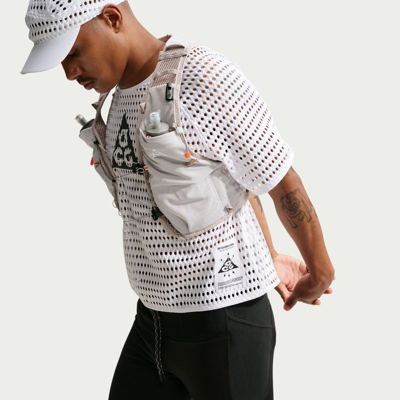 Men's ACG Radical AirFlow Dri-FIT Short-Sleeve Trail Running Top (100 - White/Anthracite)