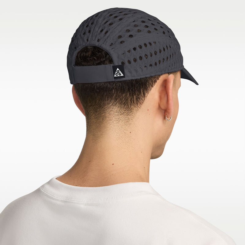 Unisex ACG Radical AirFlow Fly Cap Adjustable Dri-FIT Trail Running Hat (060 - Anthracite/Anthracite)